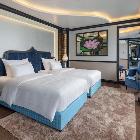Le Journey Luxury Cruise Hotel Ha Long Exterior photo
